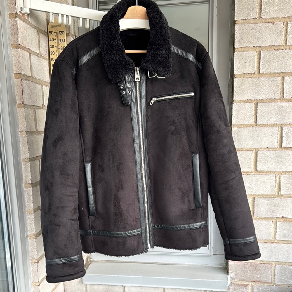 Guess Black Military Field Jacket with Structured Design